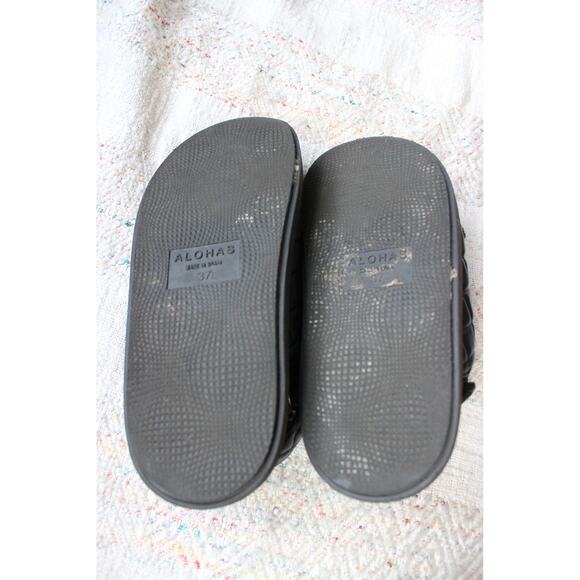 Alohas Black Quilted Hook Loop Closure Sandals Size 37 - Picture 4 of 4